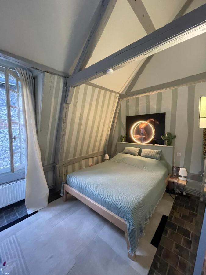 Le Loft Du Homard Bleu - Entre Ciel Et Mer - Free Parking 500M Honfleur Luaran gambar